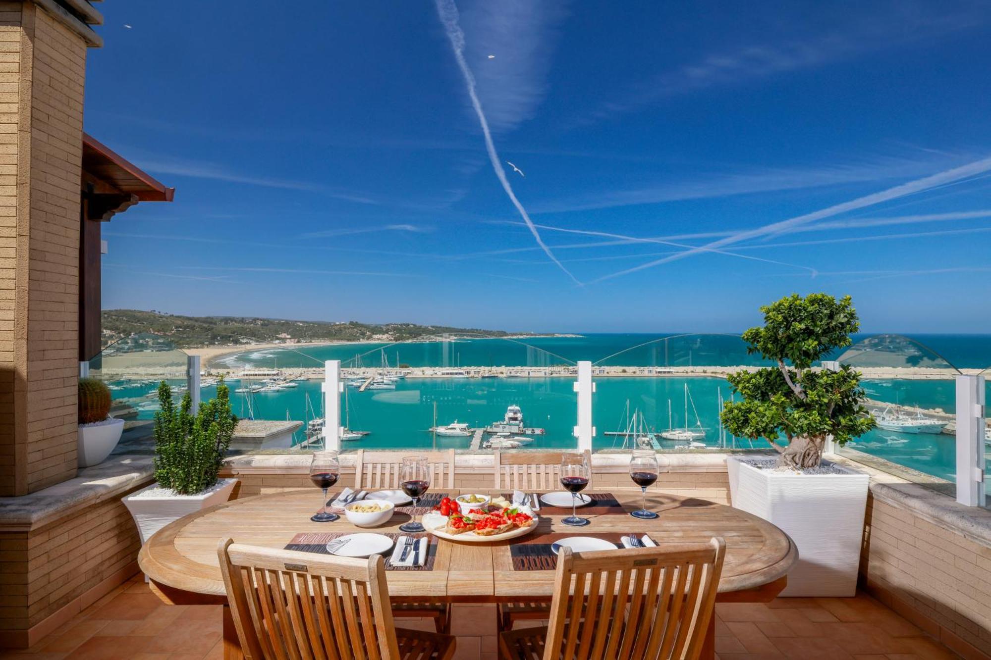 L'Attico Sul Mare - Exclusive Penthouse, Vieste Szoba fotó